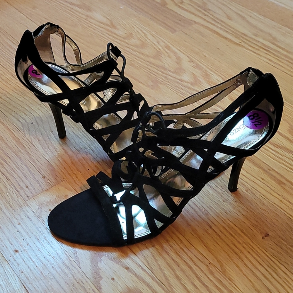 Enzo Angiolini Black Spiked Heel Shoes